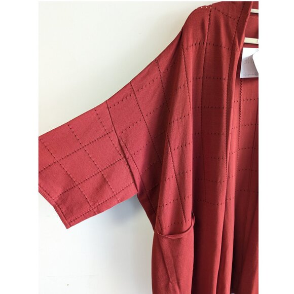 Wynne Layers Pointelle Drama Kimono - Picture 3 of 10